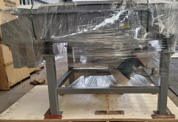 保加利亞直線篩裝箱，準備發(fā)出